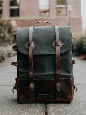 lina-verovaya-GQQ6BRJxysU-unsplash Summit Leather Travel Backpack